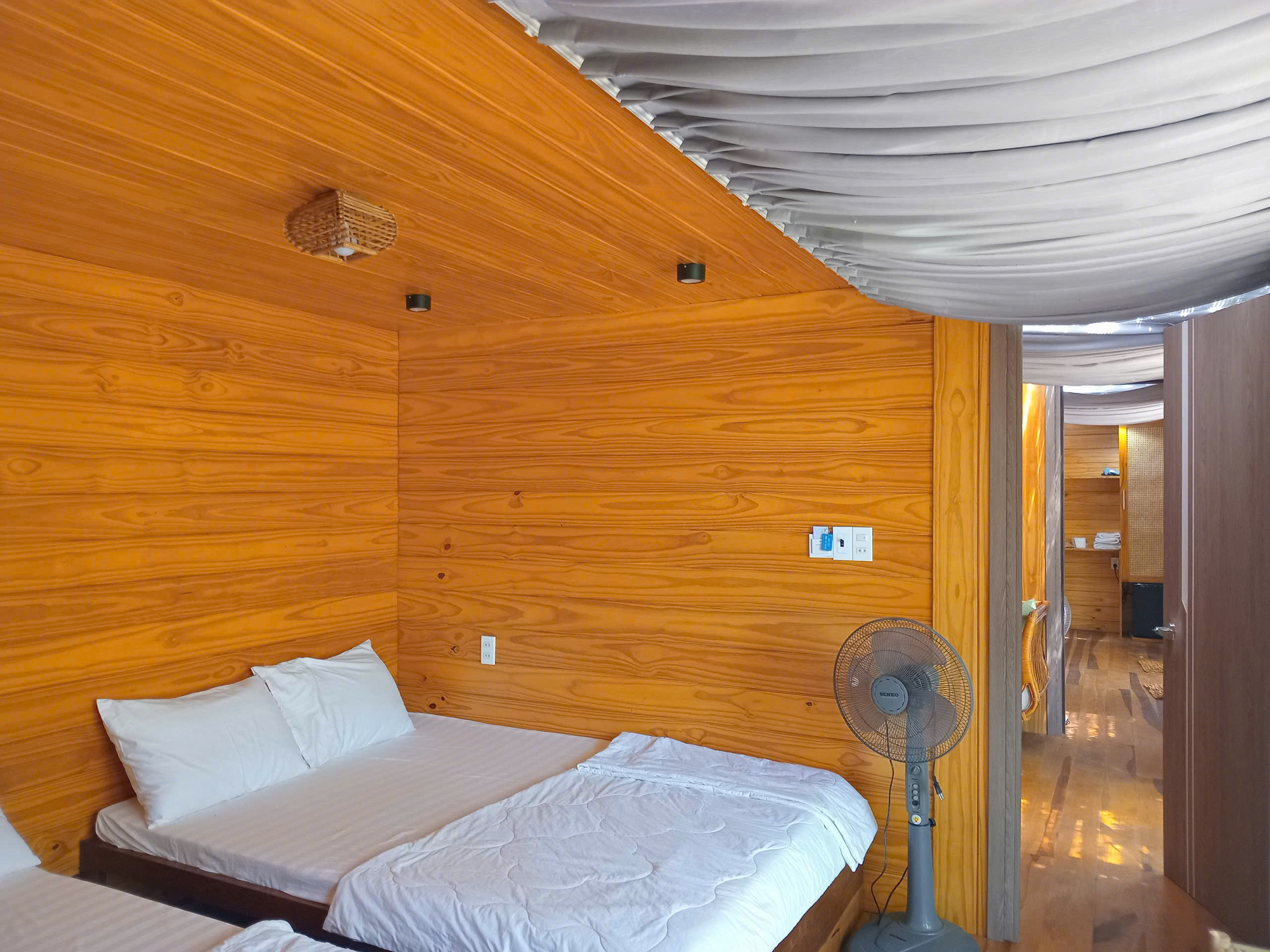 Long Thuy Song Ngu House 23